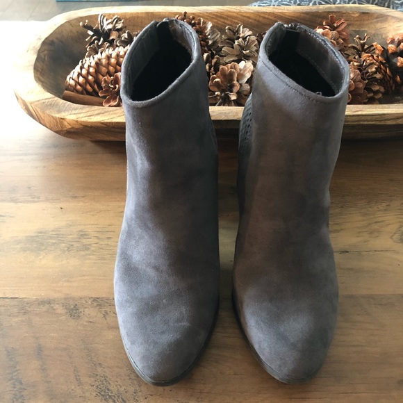 Report booties - Picture 2 of 5